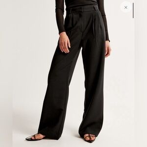 A&F Sloane Tailored Wide Leg Pant- 25 long in black
